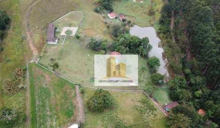 Chácara com 3 dormitórios à venda, 72600 m² por R$ 1.800.000,00 - Zona Rural - São José dos Campos/SP
