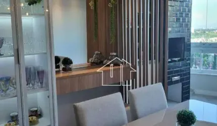 Apto 3 dorms, 2 suítes, 105 m², todo planejado e reformado, 2 vagas no Jardim Aquarius