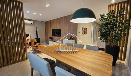 Casa com 3 dormitórios à venda, 135 m² por R$ 890.000,00 - Villa Branca - Jacareí/SP