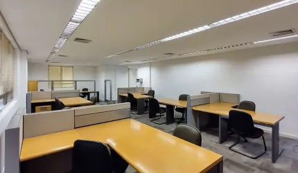 Sala comercial para alugar na Rua Comendador Araújo, 565, Centro, Curitiba, 143 m2 por R$ 9.739