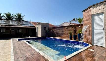 Imperdível: Casa à venda em Itanhaém-SP, bairro Regina, 3 quartos, 4 vagas, 89m². Venha conferir!