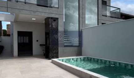 Oportunidade Única! Casa à venda em Itanhaém-SP, bairro Bopiranga: 2 quartos, 2 suítes, 1 sala, 3 banheiros, 3 vagas, 82m².
