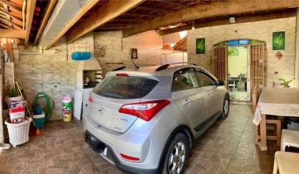 Casa à venda em Itanhaém-SP, Suarão: 2 quartos, 1 suíte, 118m² de área. Aproveite essa oportunidade!