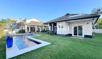 Casa térrea para locação no Residencial Alphaville 0 em Barueri - SP