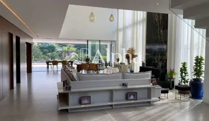 Casa a venda no Residencial Tamboré 1 em Barueri - SP