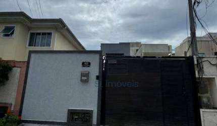 Triplex com 3 dormitórios, 250 m² - venda por R$ 700.000 ou aluguel por R$ 6.000/mês - Recreio - Rio das Ostras/RJ