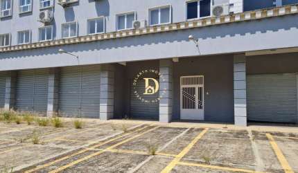 Prédio comercial - Avenida Cidade Jardim - Jardim Satélite - 4000 m²