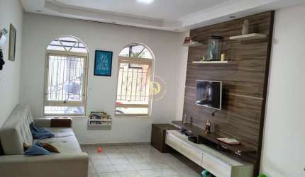 Casa - Bosque dos Eucaliptos - São José dos Campos - 4 Dormitórios (2 Suítes) -