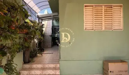 SOBRADO - PARQUE NOVO HORIZONTE - 180 M² -  5 DORMITORIOS (1 SUITE) -  SJCAMPOS