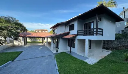 CASA NO BOSQUE DAS MANSÕES 4 DORMITÓRIOS  - CA1753