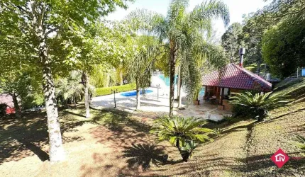 Casa para Venda - 400m², 5 dormitórios, sendo 4 suites, 8 vagas - Nossa Senhora da Saúde