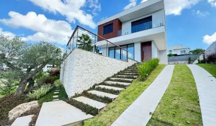 Casa em Condominio para Venda - 417m², 3 dormitórios, sendo 3 suites, 3 vagas - Nossa Senhora da Saú