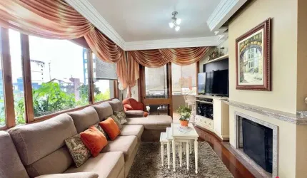 Apartamento para Venda - 165.25m², 3 dormitórios, sendo 1 suites, 2 vagas - Nossa Senhora de Lourdes