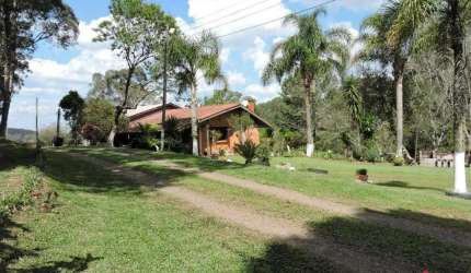 Chácara para Venda - 0m², 3 dormitórios, 3 vagas - São Gotardo (Distrito)