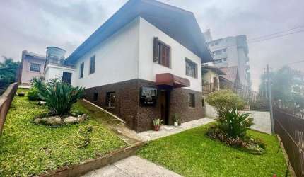 Casa para Venda - 265.62m², 4 dormitórios, sendo 2 suites, 1 vaga - Cristo Redentor