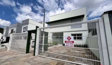 Casa com 3 quartos à venda na Rua Gema Benincá Hoffmann, 849, São Luiz, Caxias do Sul por R$ 640.000