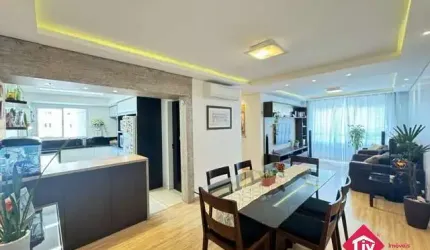 Apartamento com 2 quartos à venda na Rua Doutor Gastão Festugatto, 60, Madureira, Caxias do Sul por R$ 750.000