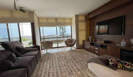 Cobertura para Venda - 312m², 3 dormitórios, sendo 1 suites, 5 vagas - São Pelegrino