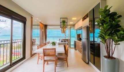 Apartamento com 3 quartos à venda na dos Robalos, 306, Praia de Palmas, Governador Celso Ramos por R$ 3.399.000