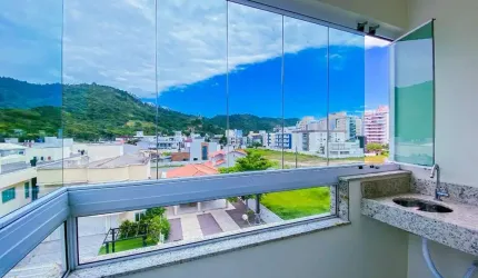 Apartamento com 2 quartos à venda na dos Pinheiros, 228, Praia de Palmas, Governador Celso Ramos por R$ 748.000