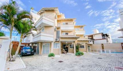 Casa em condomínio fechado com 3 quartos à venda na Avenida Caravelas, 433, Fazenda da Armação, Governador Celso Ramos por R$ 1.299.000