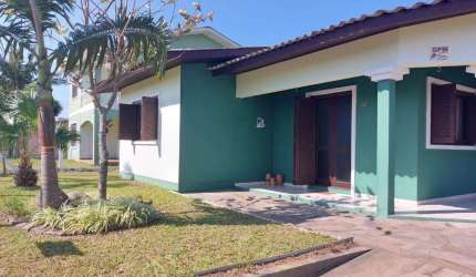 Casa 03 Dorm à venda no Bairro NOVO CURUMIM - 1 vaga de garagem