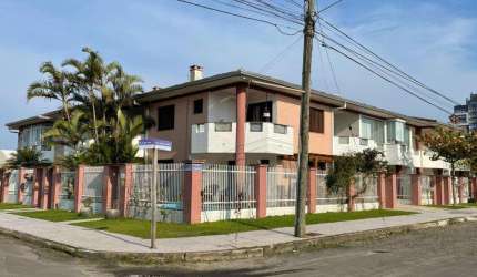 Sobrado geminado 3 dorm à venda no Bairro ZONA NOVA com 120 m² de área privativa - 1 vaga de garagem