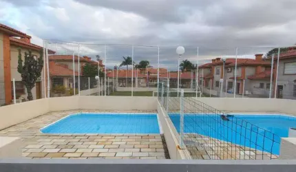 Sobrado 02 Dorm à venda no Bairro CAPÃO NOVO - 1 vaga de garagem