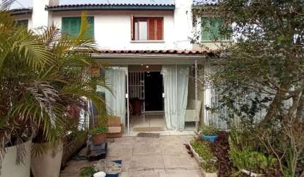 Sobrado 02 Dorm à venda no Bairro CAPÃO NOVO com 78 m² de área privativa - 1 vaga de garagem
