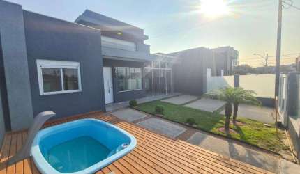 Casa 03 Dorm à venda no Bairro ARAÇÁ com 126 m² de área privativa - 1 vaga de garagem
