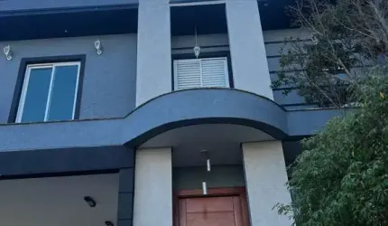 Sobrado a venda com 4 dormitórios no cond. Mosaico da Serra em Mogi das Cruzes