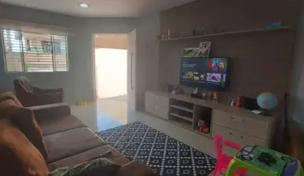 Sobrado para venda com 3 dormitórios na Vila Suissa em César de Souza.