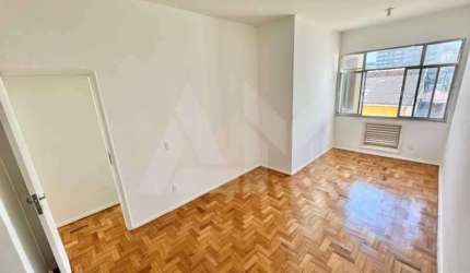 Apartamento com 2 quartos para alugar na Rua Adalberto Aranha, Tijuca, Rio de Janeiro, 72 m2 por R$ 2.200