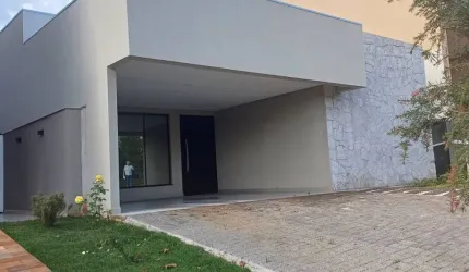 CASA TÉRREA, 04 SUÍTES, CONDOMINIO ROYAL FOREST