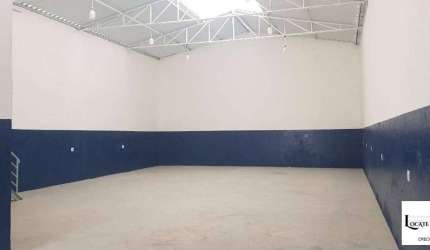 Vendo Galpão com 250m² gerando renda mensal em São Matheus - São Paulo/SP.