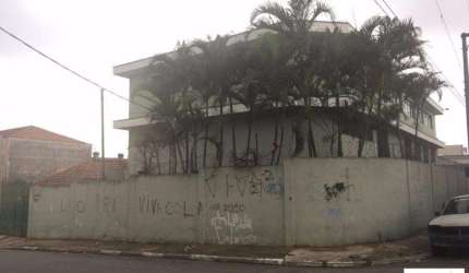 Galpão com 800 m² gerando renda mensal  para vender na Vila Nova York - São Paulo/SP.