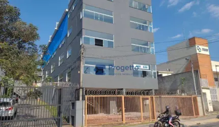 Prédio novinho, com excelente localização