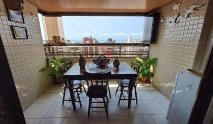 Apartamento em Cabo Branco , 3 Suites, 2 Varandas, 2 Vagas de Garagem. Energia Solar
