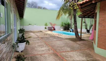 Vendo excelente Casa com 2 quartos e 2 banheiros, na Estância Turística de São Pedro – SP