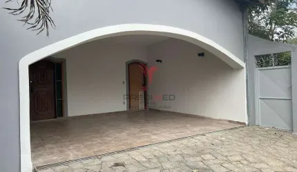 Casa no campo Galvão, Guaratinguetá. Terreno 414 MTS2. 4 Quartos, sendo 3 Suites.4 vagas