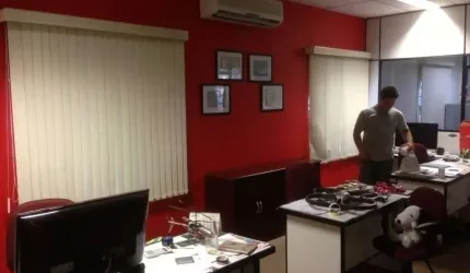 Prédio Comercial com Galpão para Locação e Venda - Vila Amália (Zona Norte)