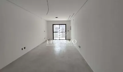 Casa com 3 quartos à venda na Rua Victório Santim, 488, Vila Carmosina, São Paulo por R$ 790.000