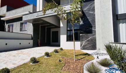 Casa com 3 dormitórios à venda, 115m por R$810.000,00 - Condomínio Horto Florest