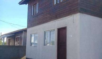 Ótimo investimento! 2 casas e 2 aptos