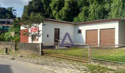 Casa com 3 dormitórios à venda, 132 m² por R$ 750.000,00 - Costeira do Pirajubaé - Florianópolis/SC