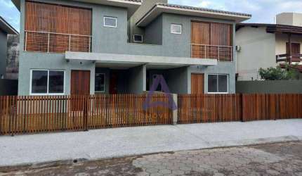 Casa com 3 dormitórios à venda, 121 m² por R$ 1.200.000,00 - Campeche - Florianópolis/SC