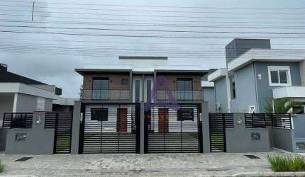 Casa com 3 dormitórios à venda, 150 m² por R$ 1.180.000,00 - Campeche - Florianópolis/SC