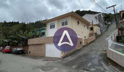 Casa com 4 dormitórios à venda, 208 m² por R$ 750.000,00 - Costeira do Pirajubaé - Florianópolis/SC