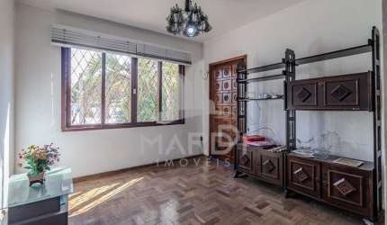 Casa com 6 quartos à venda na Rua Fernando Abbott, 1227, Passo da Areia, Porto Alegre por R$ 698.000