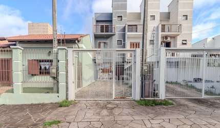 Casa com 3 quartos à venda na Rua Hugo Nelson Magalhães, 141, Rubem Berta, Porto Alegre por R$ 429.000